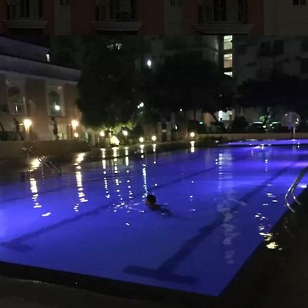 Chateau Elysee A3 Near Airport Wifi Kitchen Paranaque City Exterior foto
