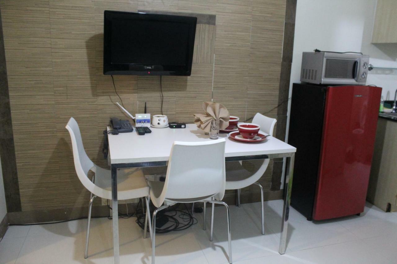 Chateau Elysee A3 Near Airport Wifi Kitchen Paranaque City Exterior foto